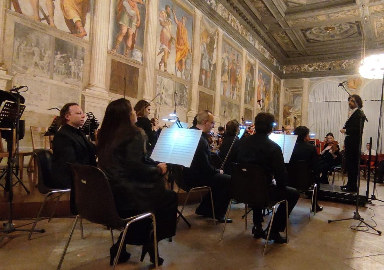 Orchestra di Padova e del Veneto Alessandro Cadario, direttore Orchestra di Padova e del Veneto Alessandro Cadario, direttore