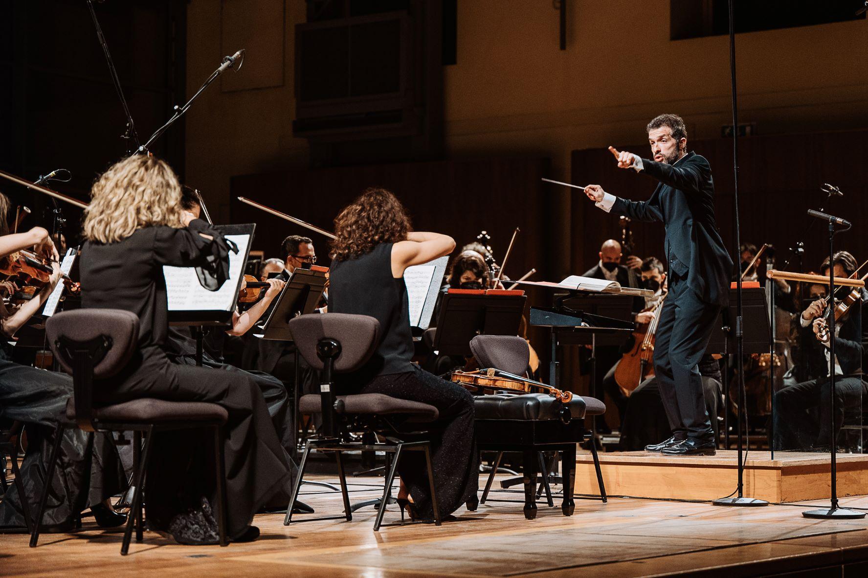 Omer Meir Wellber - Filarmonica Arturo Toscanini (foto di Luca Pezzani)