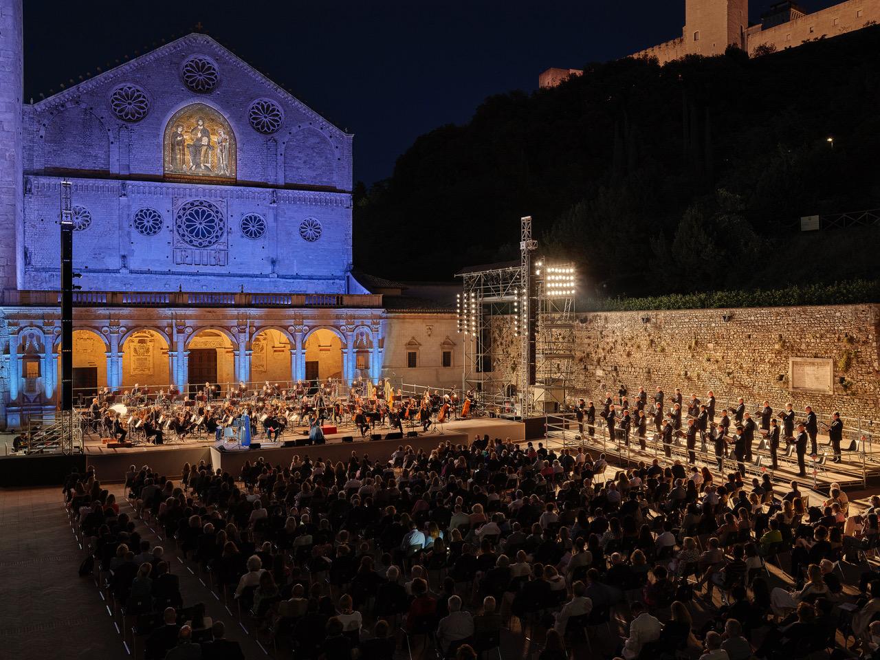 La piazza del Duomo di Spoleto 