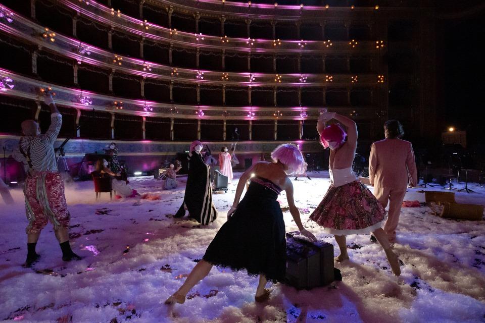 Il crepuscolo dei sogni (Foto Rosellina Garbo) Il crepuscolo dei sogni (Foto Rosellina Garbo)