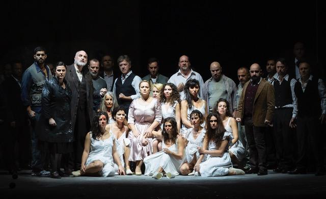 Les Vêpres siciliennes (Foto Yasuko Kageyama) Les Vêpres siciliennes (Foto Yasuko Kageyama)