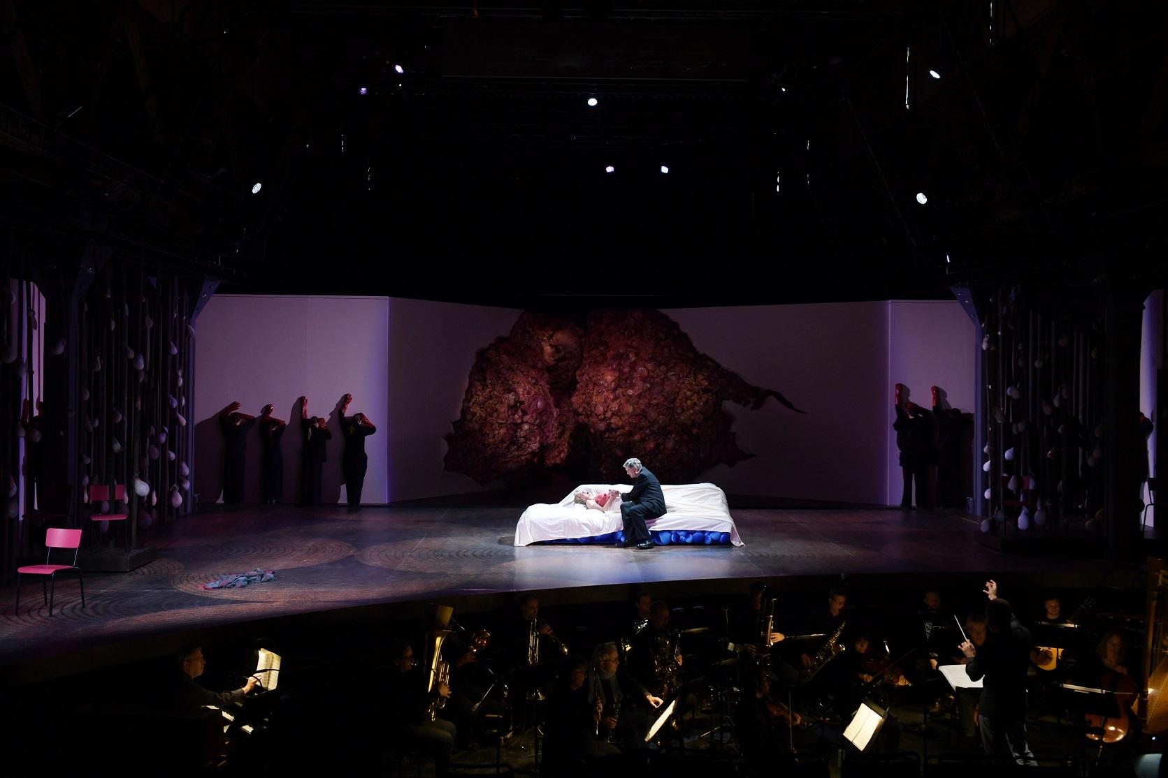 "Blühen" (foto Barbara Aumüller) Blühen (foto Barbara Aumüller)