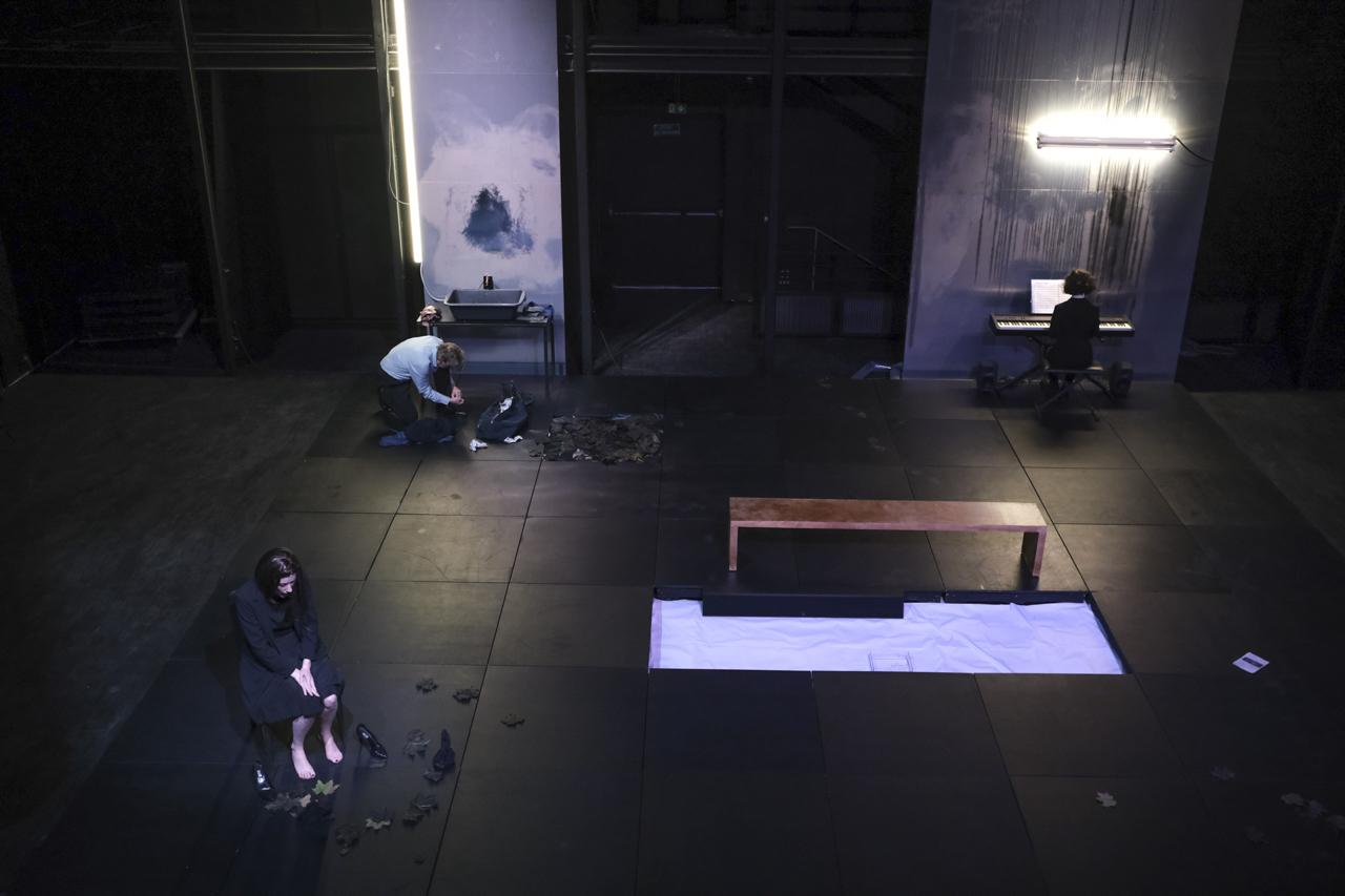 Eurydice (Foto Xavier Lambours) Eurydice (Foto Xavier Lambours)