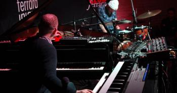Heroic Enthusiasts (Craig Taborn / Dave King)